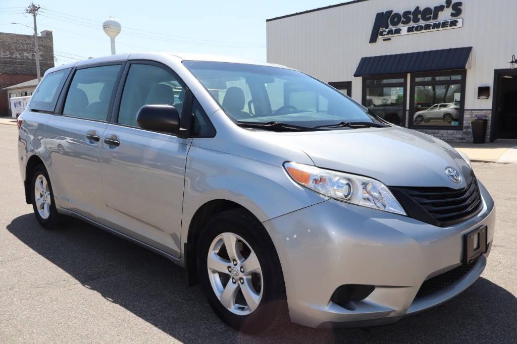 used 2017 Toyota Sienna car, priced at $15,995