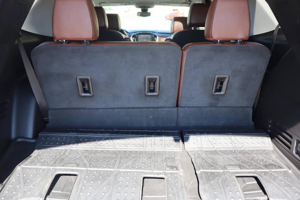 used 2019 Chevrolet Traverse car, priced at $22,995