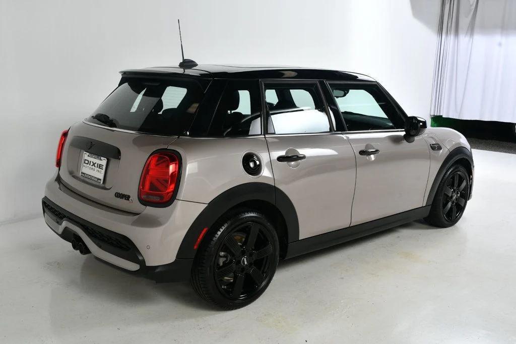 used 2024 MINI Hardtop car, priced at $29,770