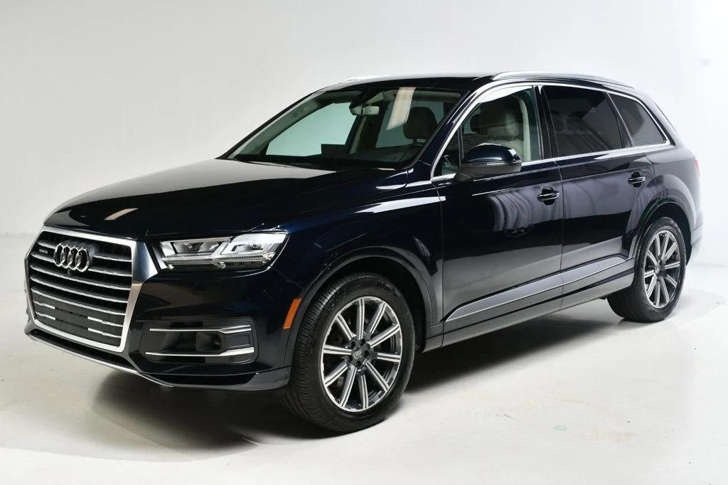 used 2017 Audi Q7 car, priced at $15,880