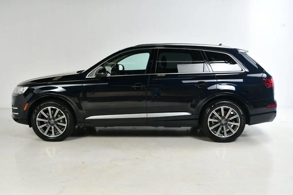 used 2017 Audi Q7 car, priced at $15,880