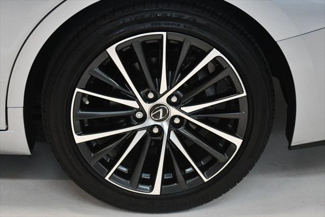 used 2022 Lexus ES 350 car, priced at $39,900