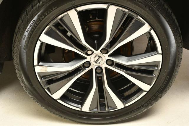 used 2022 Volvo XC60 car, priced at $34,575