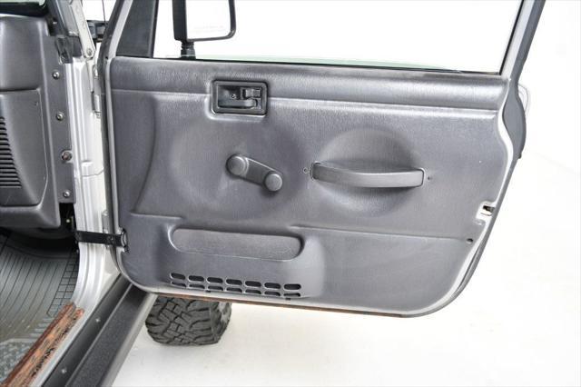 used 2001 Jeep Wrangler car, priced at $10,900