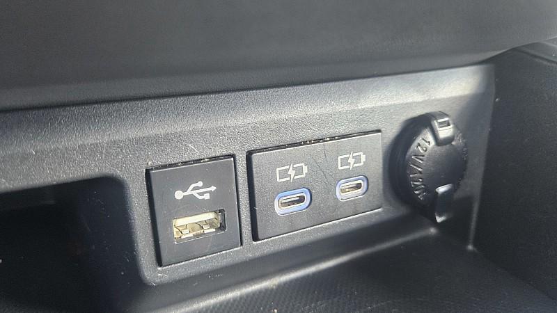 used 2022 Toyota Highlander car, priced at $32,999