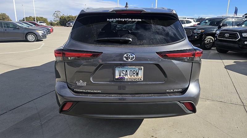 used 2024 Toyota Highlander car, priced at $46,577