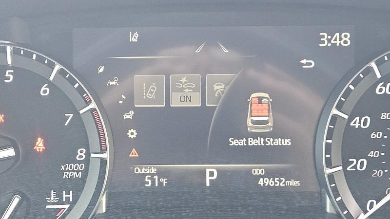 used 2022 Toyota Highlander car, priced at $34,299