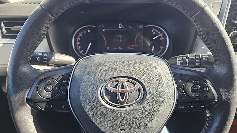 used 2020 Toyota RAV4 car, priced at $22,997