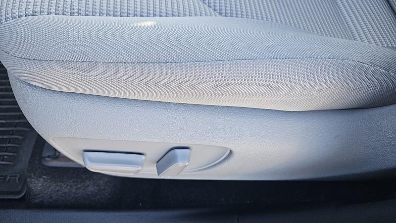 used 2023 Toyota Highlander car, priced at $35,999