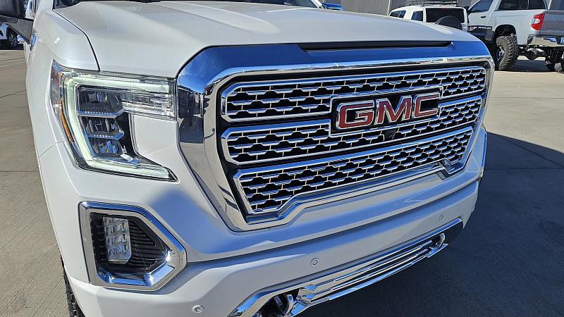 used 2022 GMC Sierra 1500 car, priced at $42,977