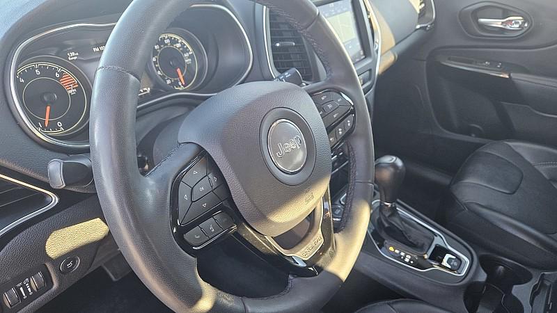 used 2023 Jeep Cherokee car, priced at $25,997