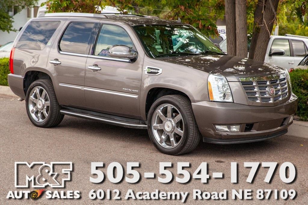 used 2011 Cadillac Escalade Hybrid car, priced at $17,950