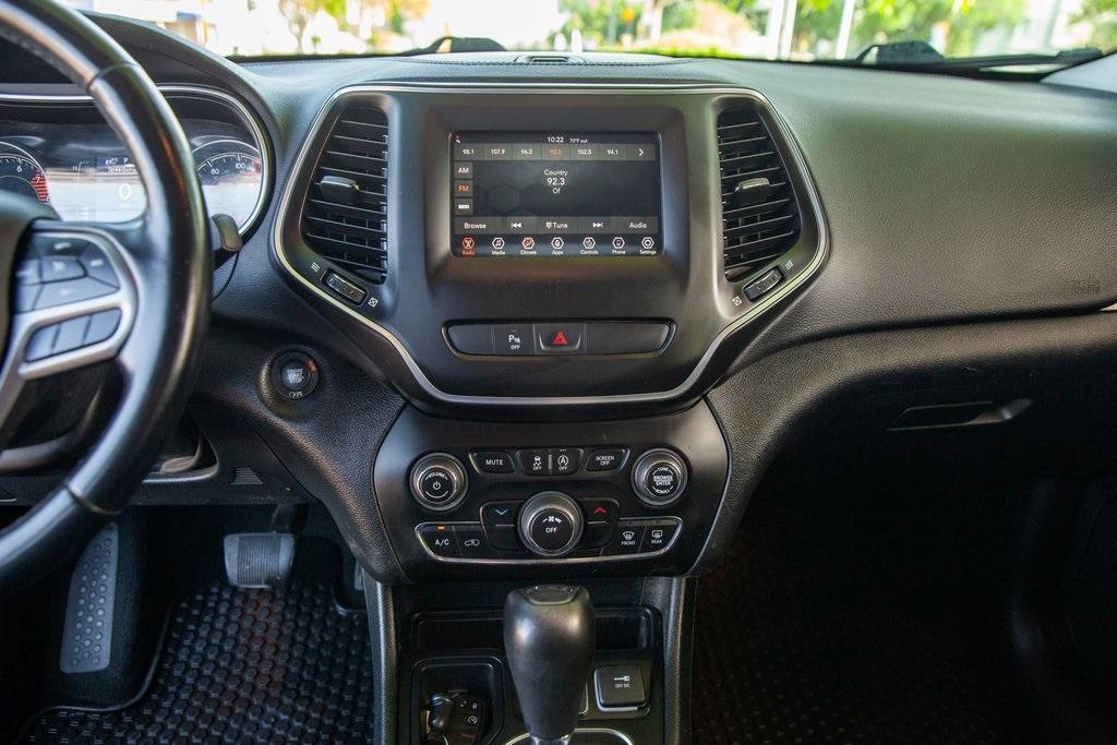 used 2019 Jeep Cherokee car, priced at $18,950