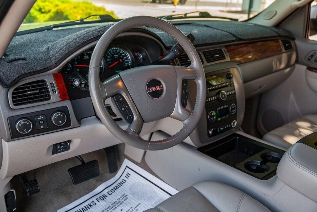 used 2010 GMC Yukon car, priced at $14,499