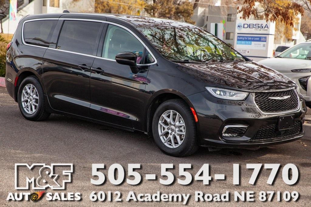 used 2023 Chrysler Pacifica car, priced at $26,950