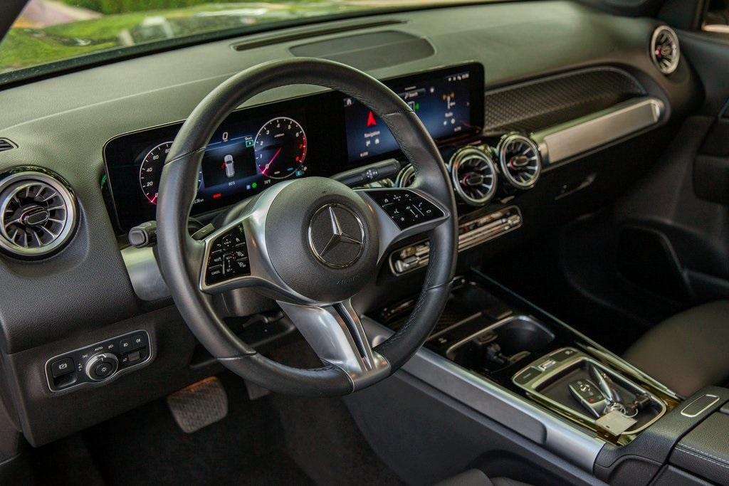 used 2024 Mercedes-Benz GLB 250 car, priced at $37,950