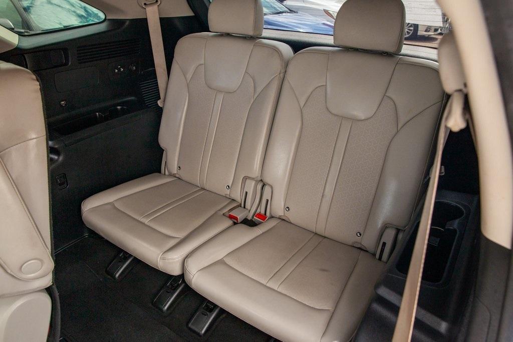 used 2021 Kia Sorento Hybrid car, priced at $25,499