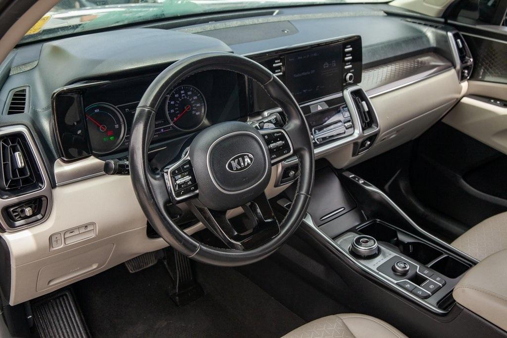 used 2021 Kia Sorento Hybrid car, priced at $25,499