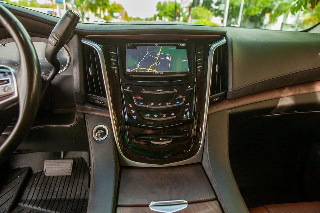 used 2020 Cadillac Escalade car, priced at $48,950