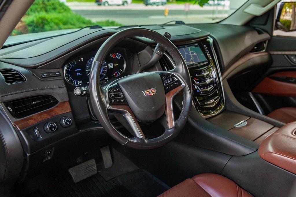 used 2020 Cadillac Escalade car, priced at $48,950