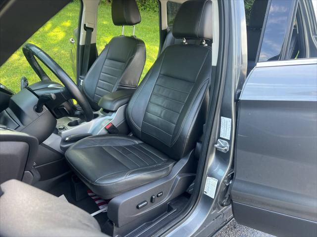 used 2014 Ford Escape car, priced at $7,995
