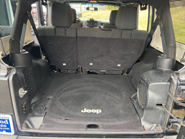 used 2012 Jeep Wrangler Unlimited car, priced at $15,995