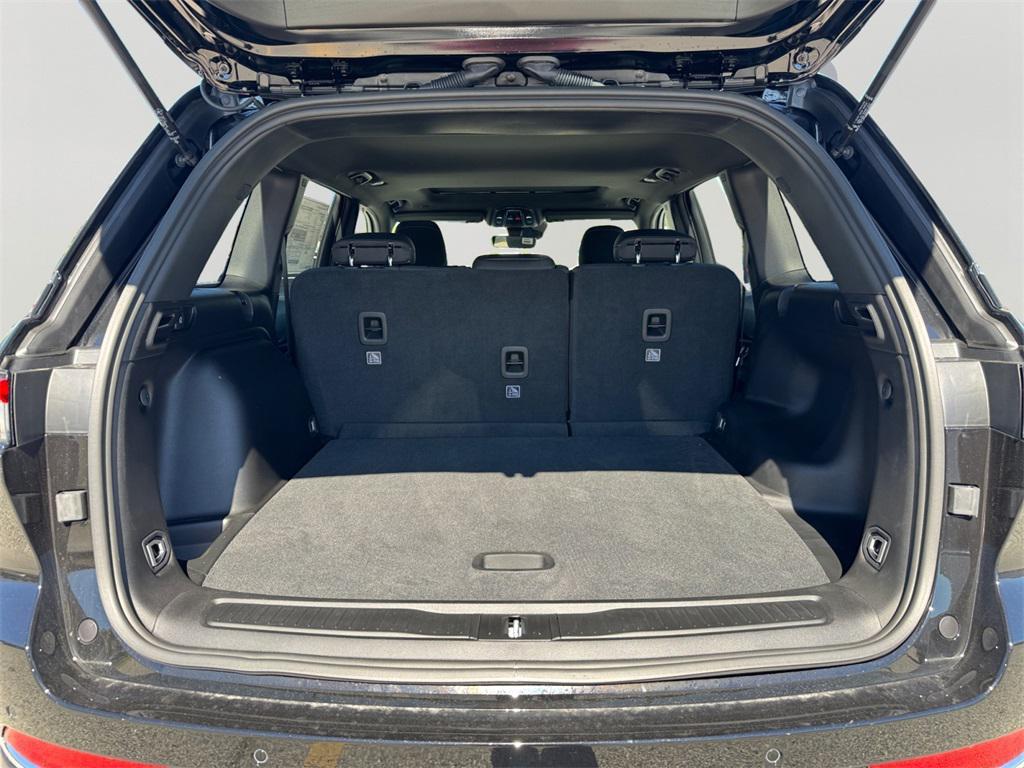 new 2025 Jeep Grand Cherokee car, priced at $39,925