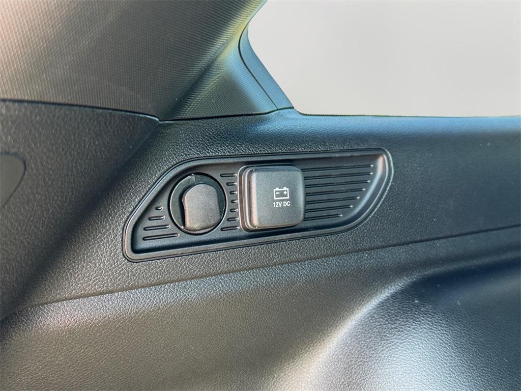 new 2025 Jeep Grand Cherokee car, priced at $39,925