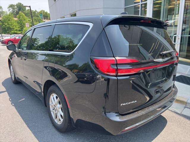 used 2023 Chrysler Pacifica car, priced at $22,498