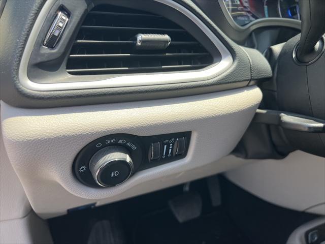 used 2023 Chrysler Pacifica car, priced at $22,498
