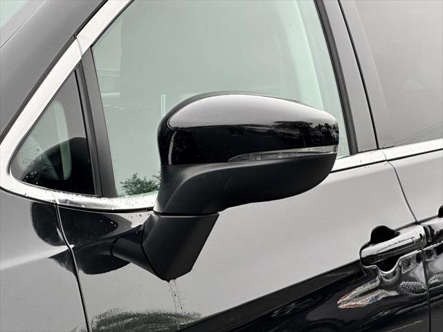 used 2023 Chrysler Pacifica car, priced at $21,754
