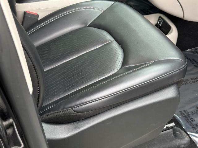 used 2023 Chrysler Pacifica car, priced at $21,754