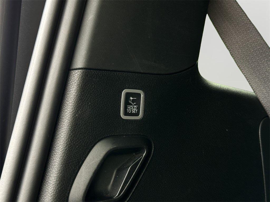 used 2023 Jeep Wagoneer car, priced at $43,378