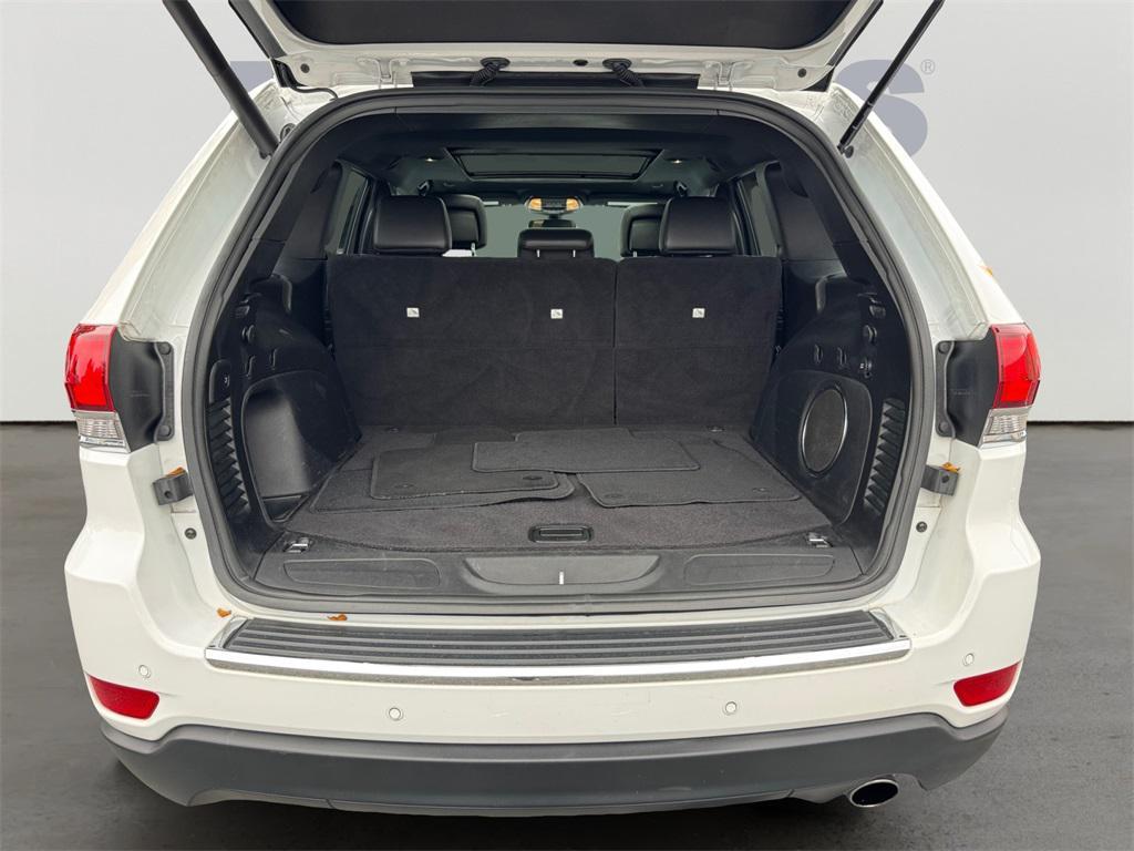 used 2021 Jeep Grand Cherokee car, priced at $20,624