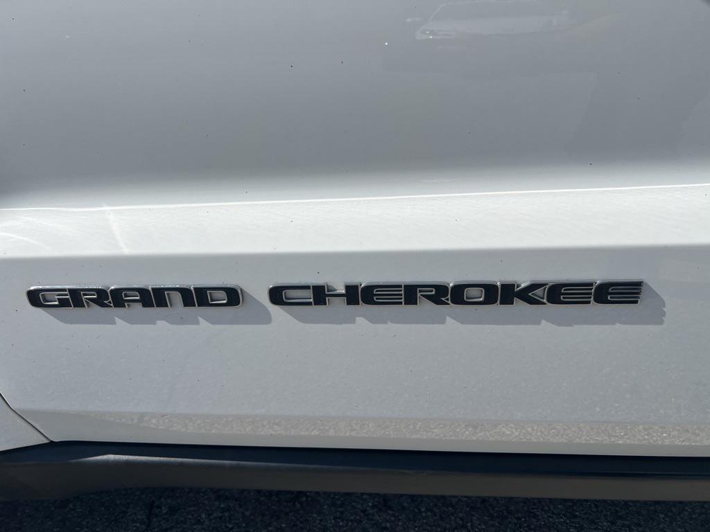 used 2021 Jeep Grand Cherokee car, priced at $21,500