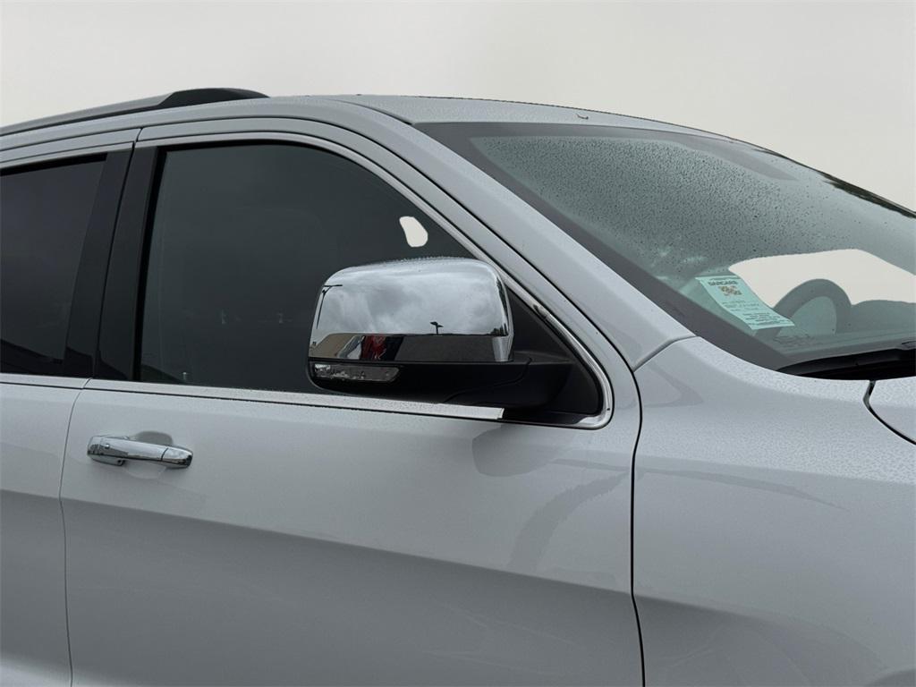 used 2021 Jeep Grand Cherokee car, priced at $20,624