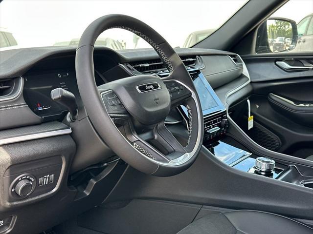 new 2025 Jeep Grand Cherokee L car, priced at $45,572