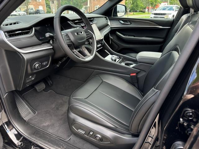 new 2025 Jeep Grand Cherokee L car, priced at $50,037