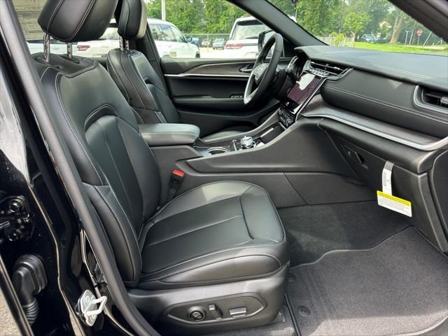 new 2025 Jeep Grand Cherokee L car, priced at $50,037