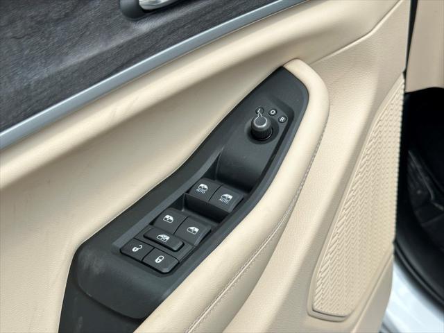 new 2025 Jeep Grand Cherokee car, priced at $48,726