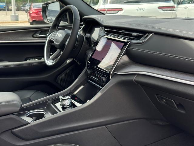 new 2025 Jeep Grand Cherokee L car, priced at $47,592