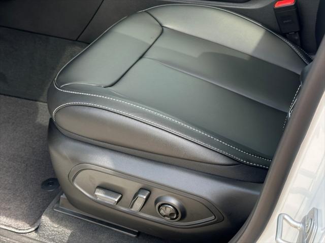 new 2025 Jeep Grand Cherokee L car, priced at $47,592