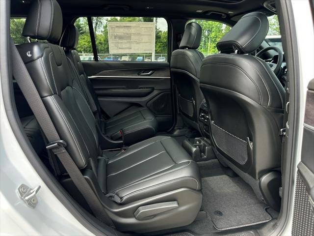 new 2025 Jeep Grand Cherokee L car, priced at $47,592