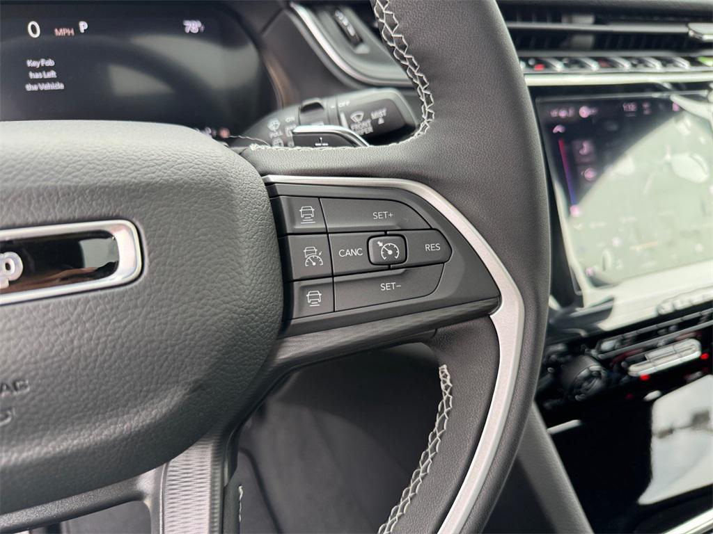 new 2025 Jeep Grand Cherokee car, priced at $41,325