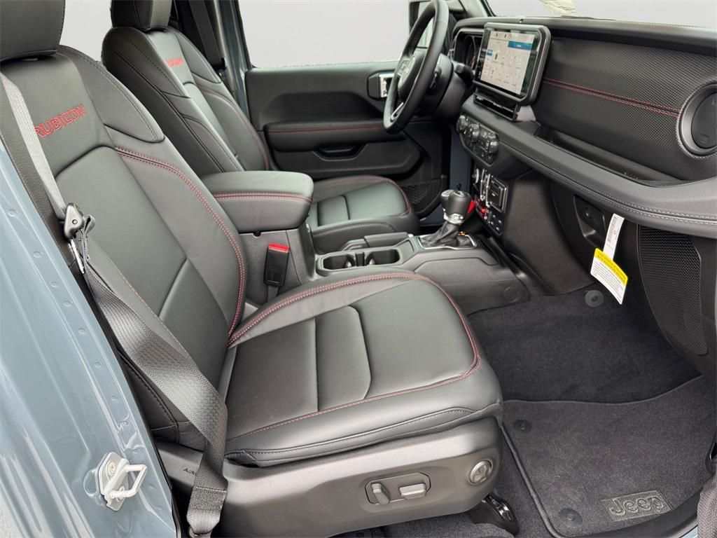 new 2025 Jeep Wrangler car, priced at $60,580
