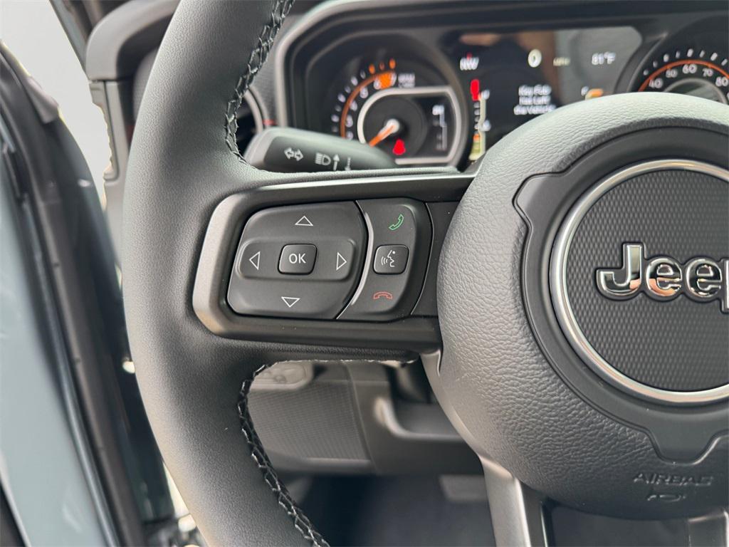 new 2025 Jeep Wrangler car, priced at $60,580