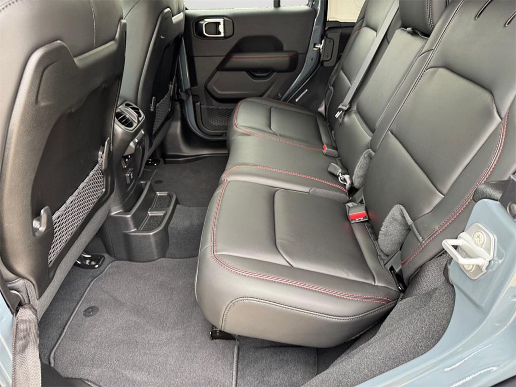 new 2025 Jeep Wrangler car, priced at $60,580