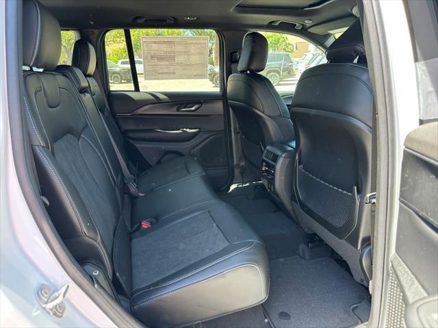 new 2025 Jeep Grand Cherokee car, priced at $45,280