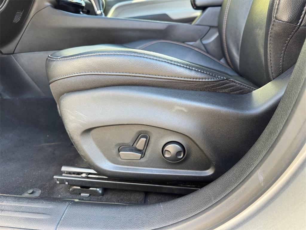 used 2022 Jeep Compass car, priced at $23,000