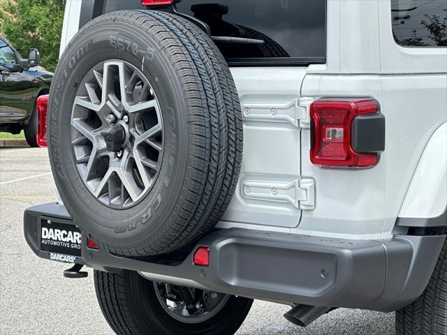 new 2025 Jeep Wrangler car, priced at $53,132